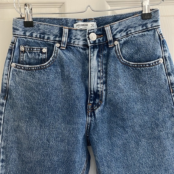 Pull & Bear High-waist Mom Jeans - Picture 5 of 8